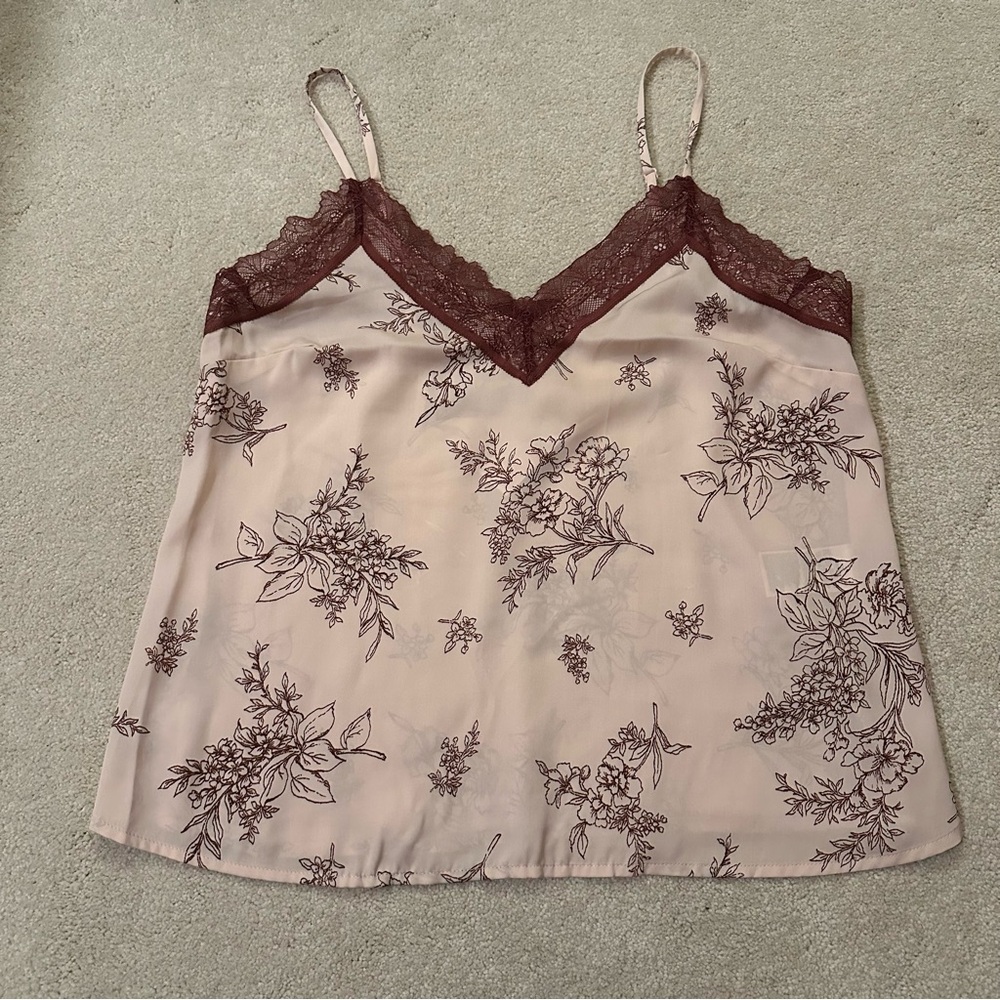 NWT Old Navy Lace Tank Top